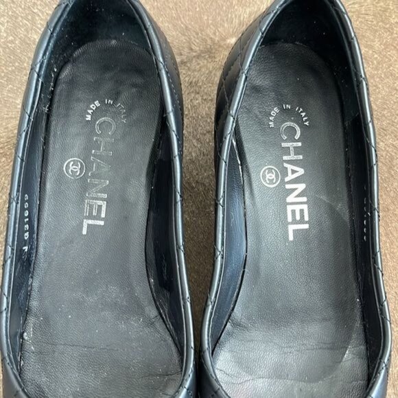 CHANEL Quilted Diamond Leather Interlocking CC Sliver Metal Heels Toe Cap - Picture 8 of 12